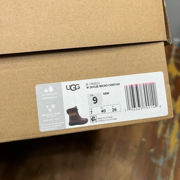 New In Box Ugg Zaylee Cheetah Waterproof Boots